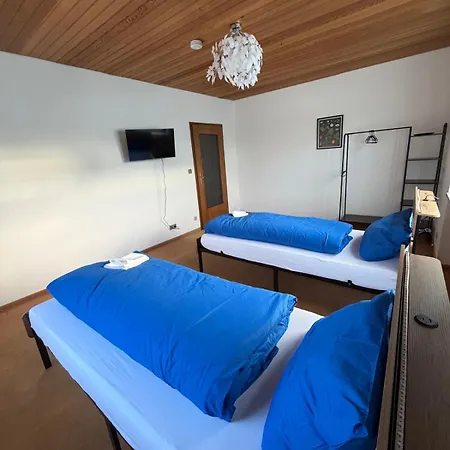 דירה Roomhub