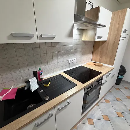 Roomhub דירה *